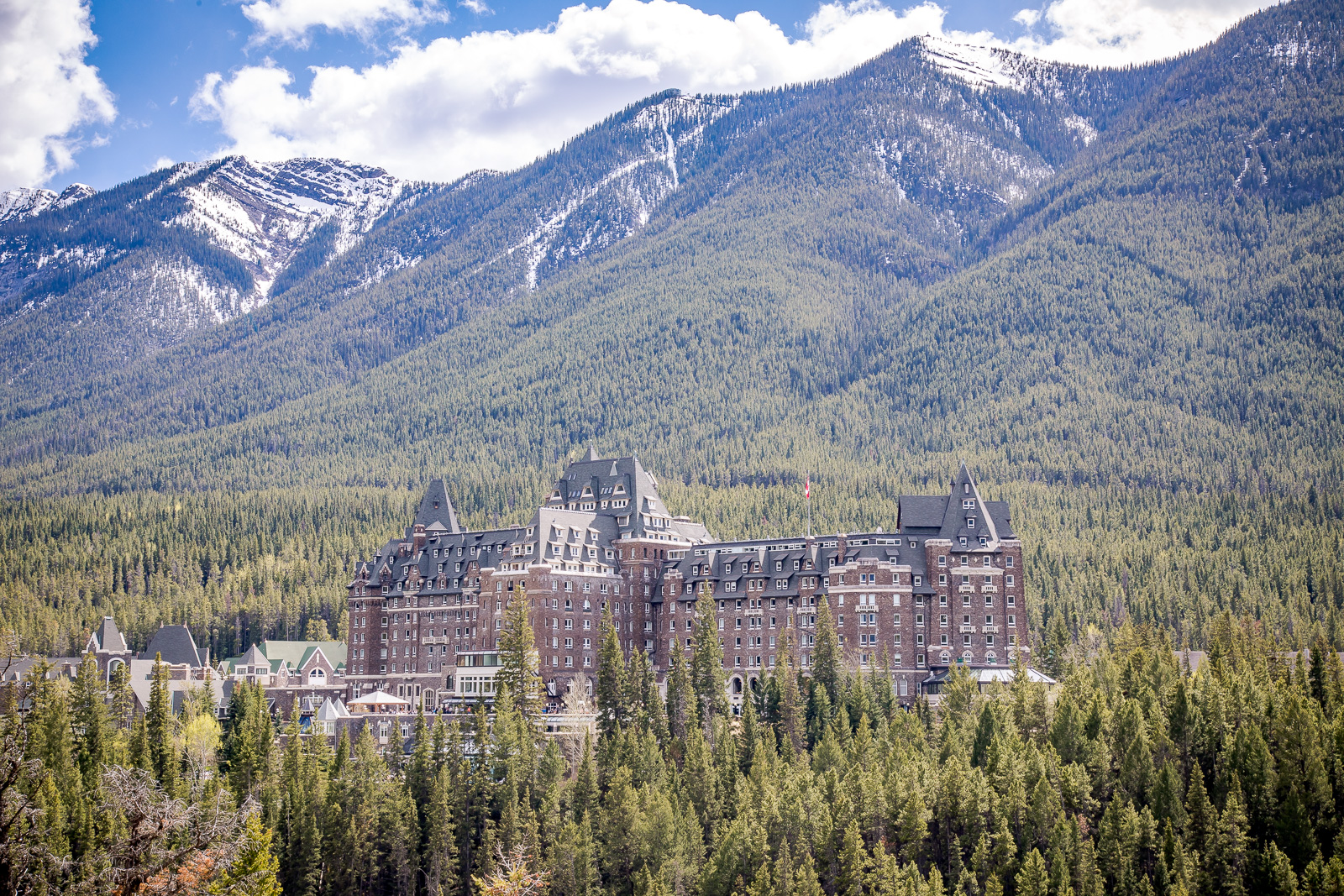 Pros Cons Fairmont Banff Springs Hotel In Canada